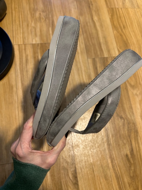 Volatile Gray Suede Thong Sandals - Picture 4 of 9